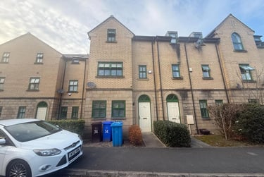 5 bed house, Schuster Road, Victoria Park, Manchester, M145PE - Image 1